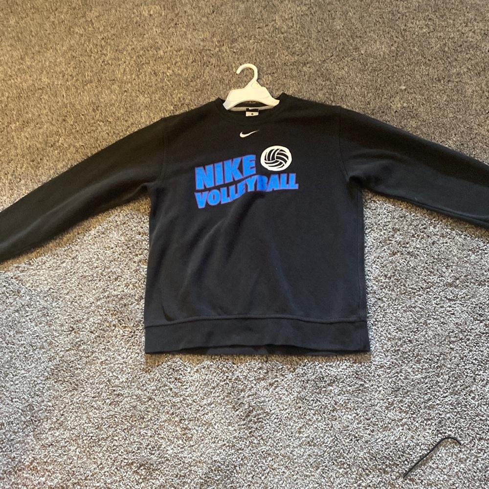 medium black nike volleyball sweatshirt